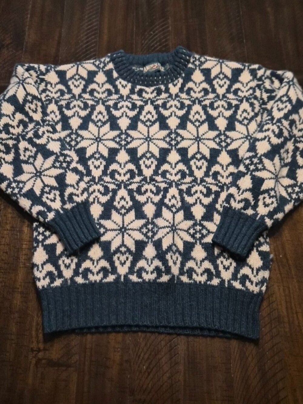 American Eagle Wool Blend Pullover Sweater Womens M Blue Fair Isle Nordic G888